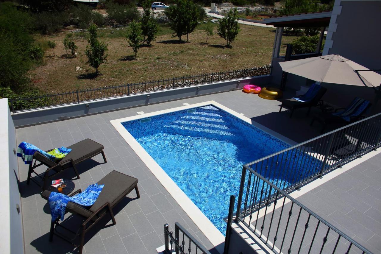 Vacation Home Meri Mirce Eksteriør bilde