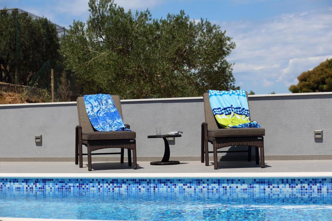 Vacation Home Meri Mirce Eksteriør bilde